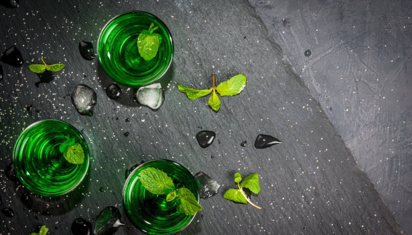 L'alcool à la menthe, un plaisir rafraichissant s'invite à table !